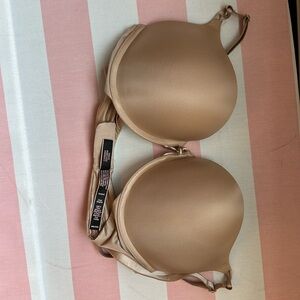 Victoria’s Secret bombshell push up bra 34d